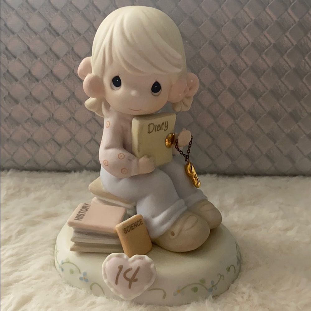 Precious moments Growing in Grace figurine…